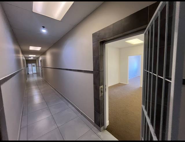 50M² OFFICE TO LET IN PARKLANDS